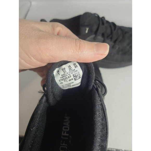 Youth Puma Sneakers Size 2C Black - Picture 6 of 6